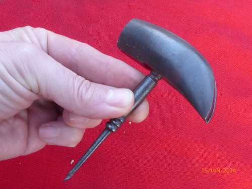 Rare perce fut coup poing - perce, de
