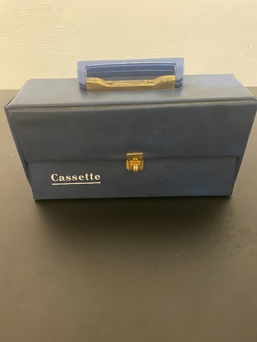 Mallette valisette de - mallette, /valisette