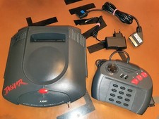 ## Atari Jaguar Console Avec