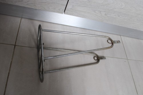 Porte bagage randonneuse - porte,
