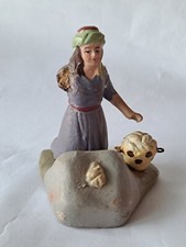 Santon ancien lavandière en terre cuite et fer -  Crèche de Noël