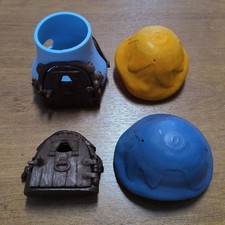 PETITE MAISON DE SCHTROUMPFS   " PIECES DETACHEES "   1978