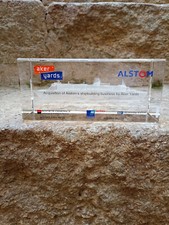 BLOC DE CRISTAL PUBLICITAIRTE 3 D LANCEMENT PAQUEBOT DE CROISIERE ALSTOM 2006