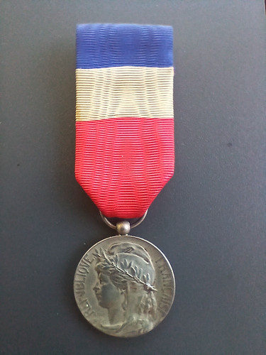 Medaille med 032 honneur - -,