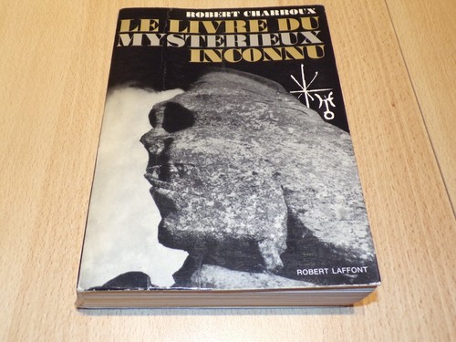 Livre mystérieux - du,