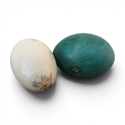 Paire anciens oeufs bois - paire,