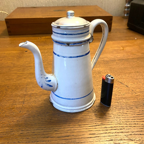Dinette ancienne cafetiere - dinette,