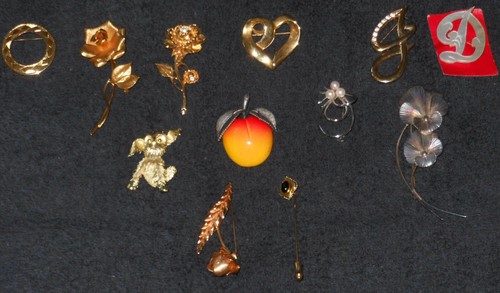 Lot vintage pins vgc - 1,