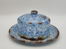 ANCIENNE CLOCHE A FROMAGE  EN TOLE EMAILLEE MOUCHETEE DE BLEU