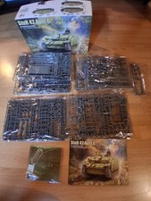 MAQUETTE 1/35 BORDER CHAR ALLEMAND STUH42 G Tardif intérieur complet + équipage 