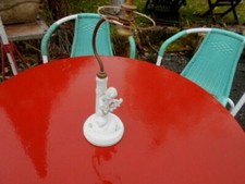  Lampe de chevet  avec Ange en Biscuit  a Reelectrifier    Hauteur Totale 35 Cm