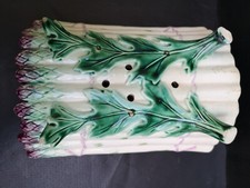 Joli plat a asperges égouttoir en barbotine début XXe Très bon état 17 x 24 cms