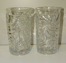 -2 ANCIENS GRANDS VERRES