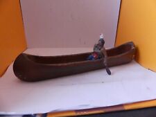 FIGURINE CANOE EN BOIS AVEC 1 INDIEN QUI PAGAYE