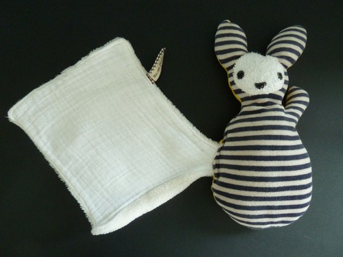 Doudou peluche lapin - z9-,
