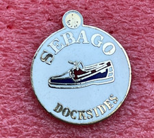 T29 Pins SEBAGO DOCKSIDES Logo Ecusson Armoirie MODE CHAUSSURE Vintage lapel pin