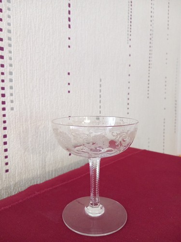 Coupe champagne en cristal - a,