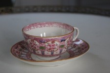 Tasse à thé en porcelaine