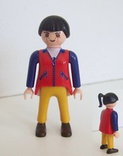 PLAYMOBIL (3368) MODERNE - Femme Queue de Cheval Noir, Pull & Pantalon 3171