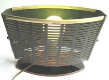 Lampe de table en métal noir ajouré, pied en verre noir, no tulipe, Art Déco