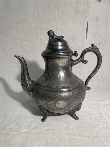 Verseuse orientaliste ancienne - orientaliste,