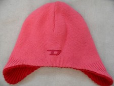 DIESEL joli bonnet rose avec