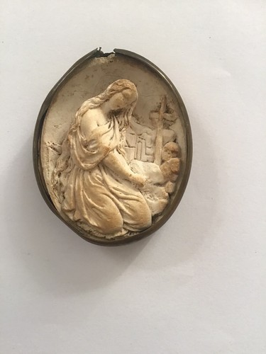 Rare ancien médaillon