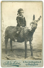 Petit garçon à dos d'âne Vintage silver print 	 Tirage 