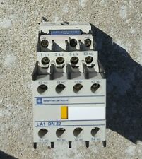Contacteur LC1 D09 + LA1 DN22 telemecanique 