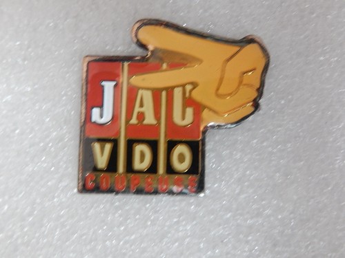Pin jac vdo coupeuse - pin's,