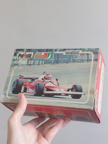 Voiture miniature ferrari 312