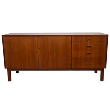 Petite enfilade en teck , Suède, années 1960