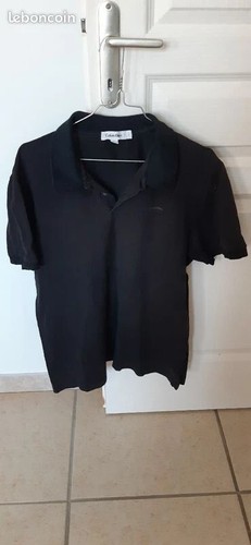 Polo noir manches courtes