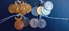 Lot de 12 médailles du