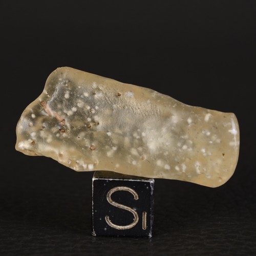 Ldg libyan desert glass - desert,