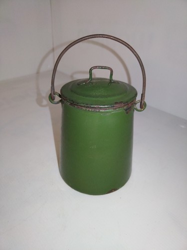Ancien pot évasé émaillé