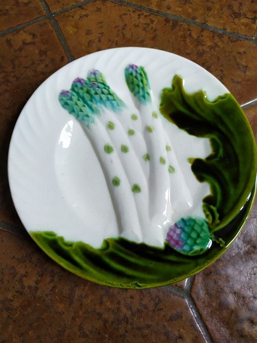 Ancienne assiette à - assiette,