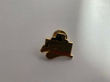PIN'S  INDIANA JONES LASSO ET CHAPEAU CANADA DRY 