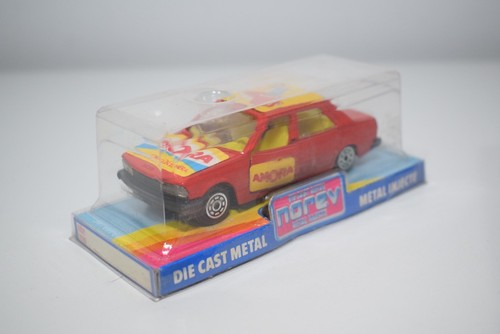 C13 norev peugeot 305 - c13,