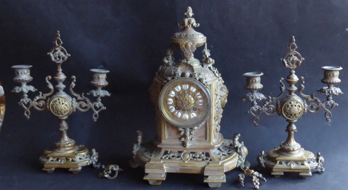 Magnifique garniture - , de