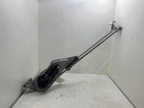 Moteur essuie glace avant