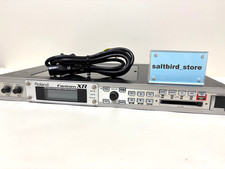 Synthétiseur Roland Fantom XR