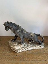 Statue en Plâtre La Lionne Blessé Ou Tigre - Double Patine - Art Déco - Vintage