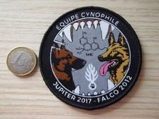 écusson obsolète !!. équipe