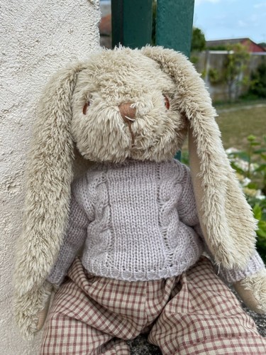 Peluche doudou lapin beige