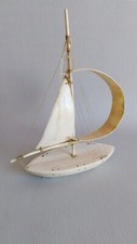 Ancienne Maquette de voilier  bateau miniature -