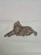 Pierre Chenet , bronze patiné "chienne allaitant ses chiots"