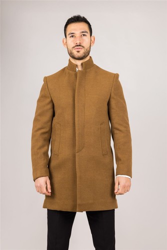 Homme fauve col - fauve, montant