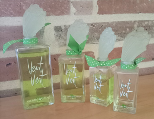 Quatre flacons parfum - quatre, de