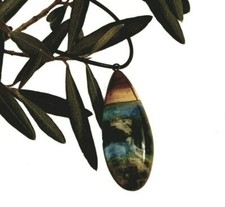 Bijou pendentif en bois